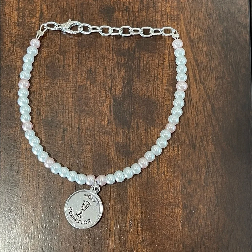 Faux pearl bead First Communion child bracelet with adjustable links